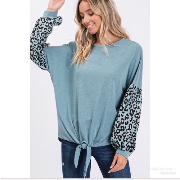 Tops - 🆕 French Terry Leopard Top